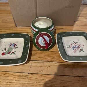 Longaberger Festive Holiday Plate and Candle Holder Set